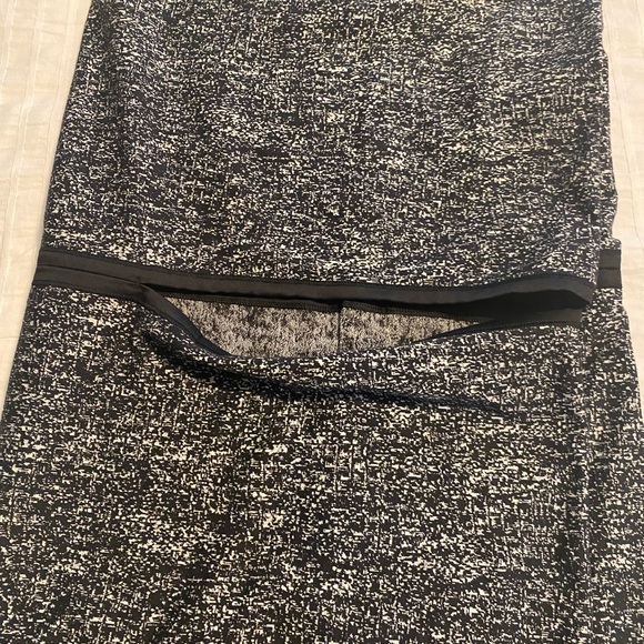 Lululemon Vinyasna Scarf - Picture 3 of 12